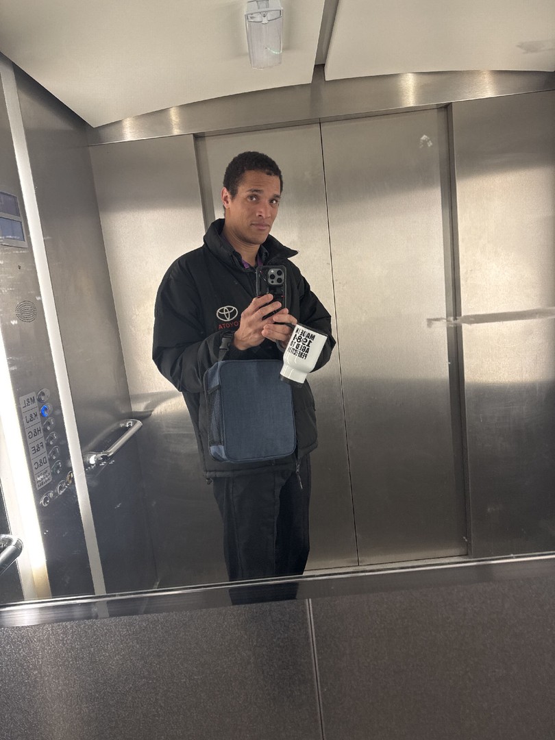 Daily life of Alex post media